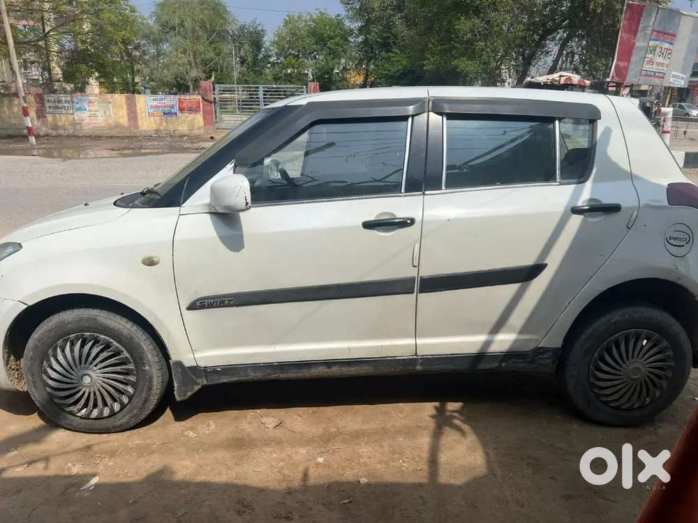 Maruti Suzuki Swift 2010