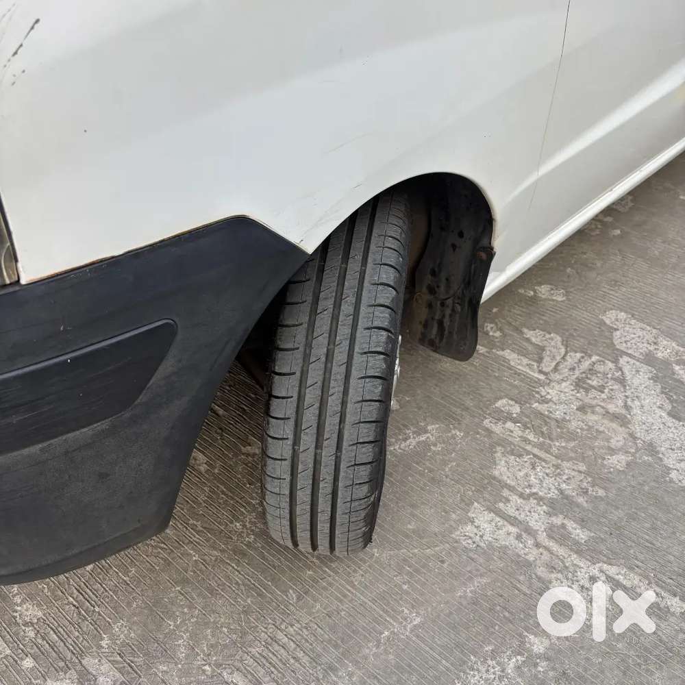  Hyundai Santro Xing Xl  Reliable Petrol Hatchback For Daily Use