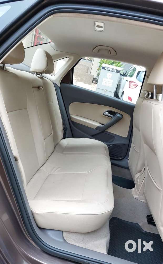 Volkswagen Vento 1.2 Tsi Highline Plus At, 2017, Petrol