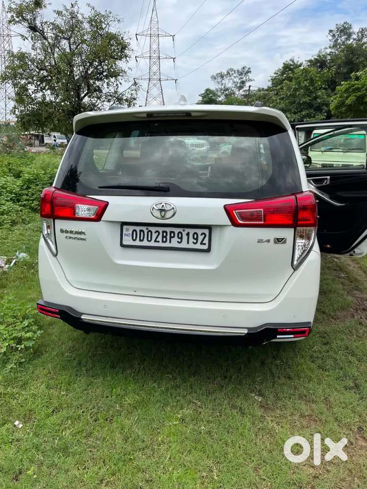 Toyota Innova Crysta 2021
