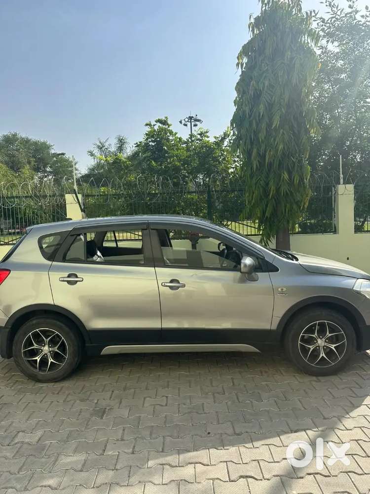 Maruti Suzuki S-cross 2015 Diesel 60000 Km Lady Driven