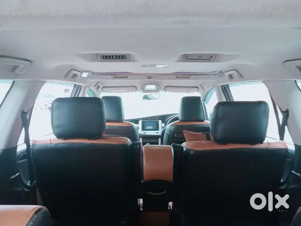 Toyota Innova Crysta 2017 Diesel 185033 Km Driven