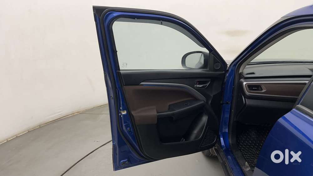 Maruti Suzuki Brezza Zxi Plus At, 2022, Petrol