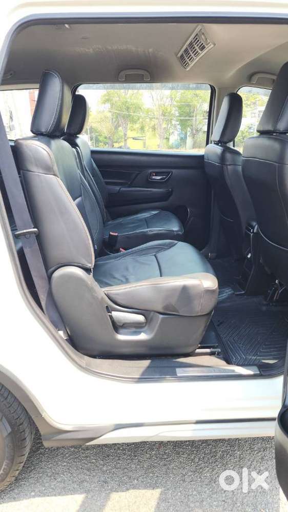 Maruti Suzuki Xl6 1.5 Alpha Mt, 2021, Petrol