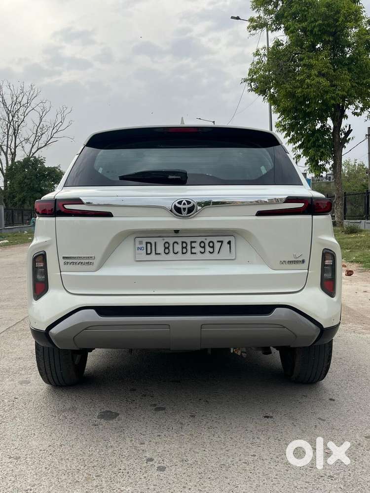 Toyota Urban Cruiser Hyryder 1.5 V Hybrid, 2023