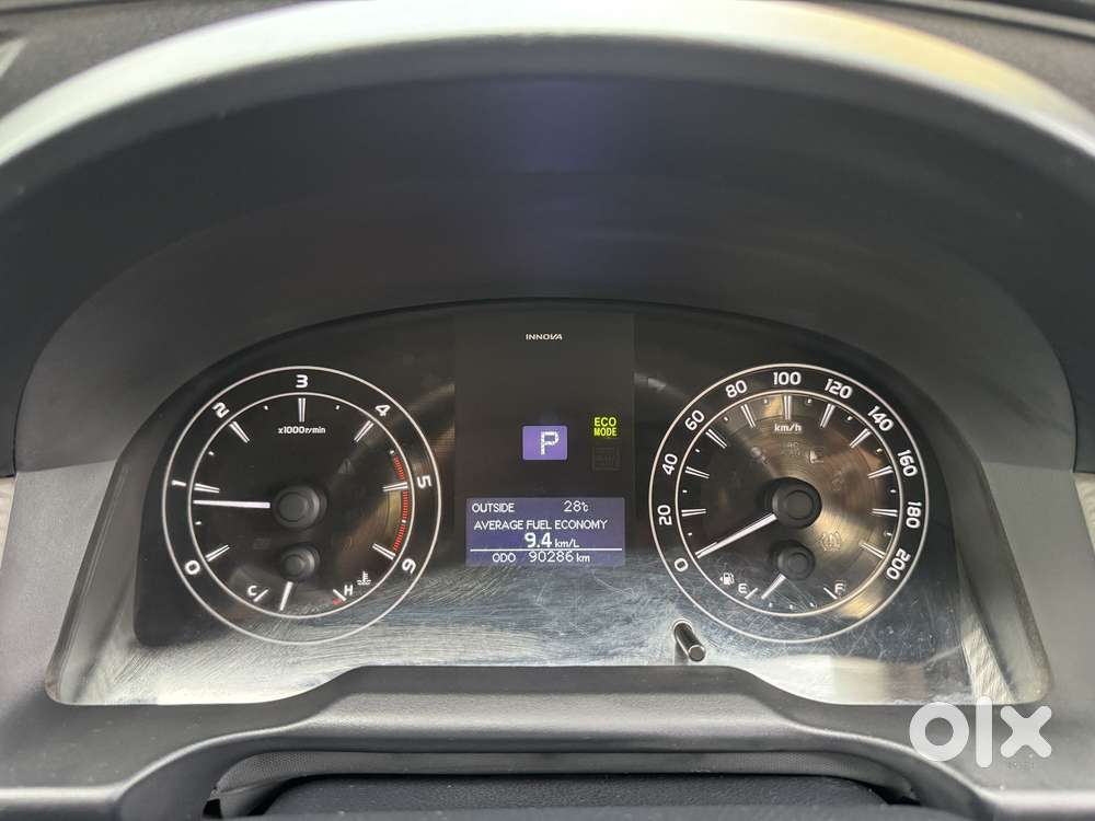 Toyota Innova Crysta 2.8 Gx At, 2017, Diesel