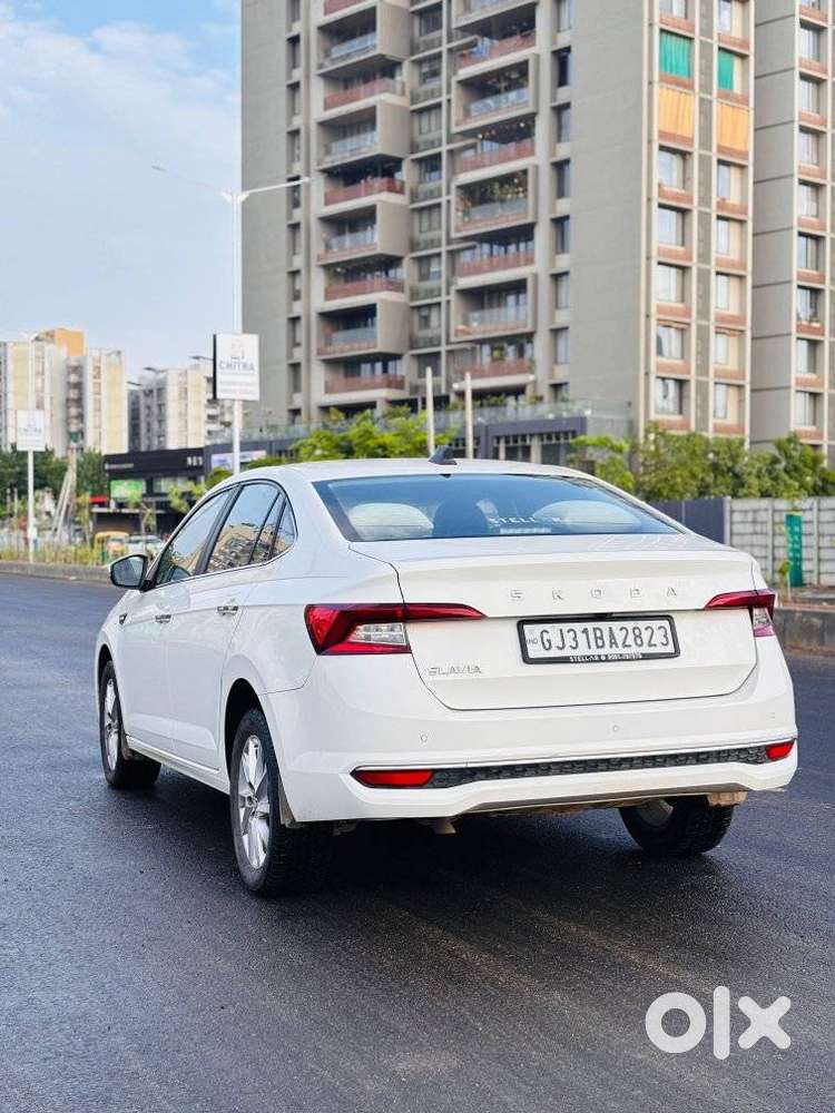 Skoda Slavia 1.0 Tsi Style At, 2024, Petrol