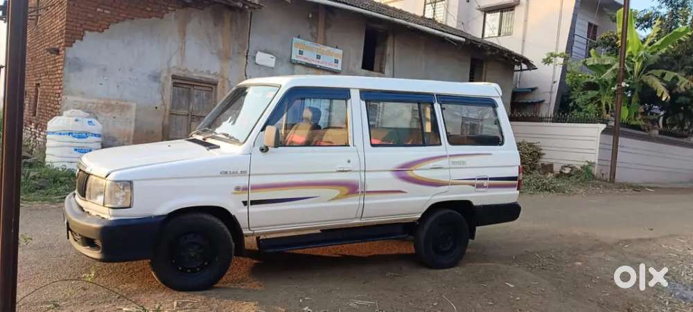 Toyota Qualis 2005 Diesel Well Maintained