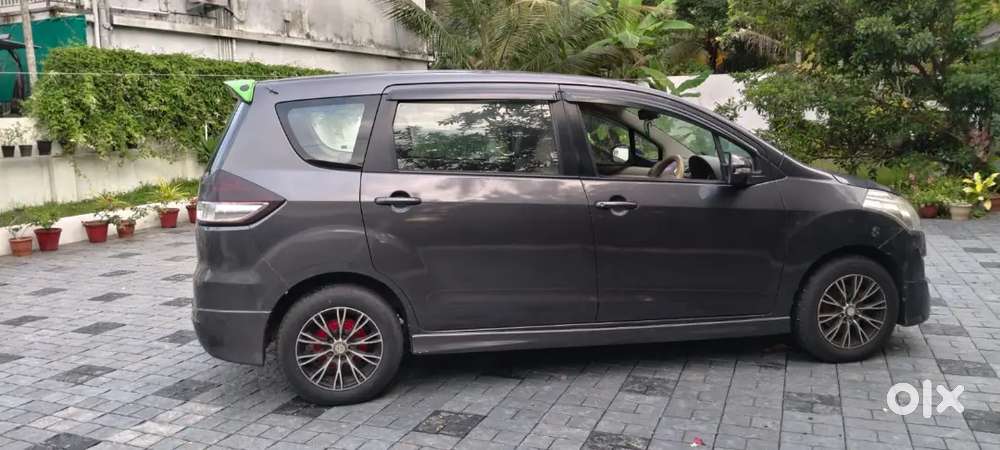 Maruti Suzuki Ertiga 2012 Diesel Well Maintained