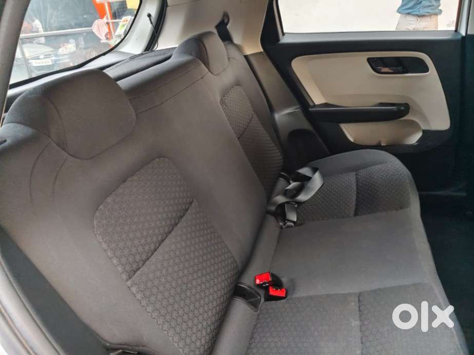 Tata Altroz 1.2 Xm Plus, 2024, Petrol