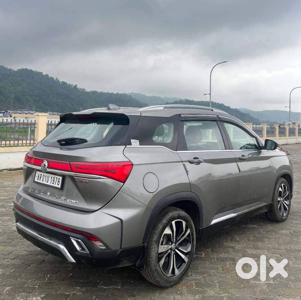 Mg Hector Plus Savvy Pro 1.5 Turbo Petrol Cvt 7 Str, 2024, Petrol