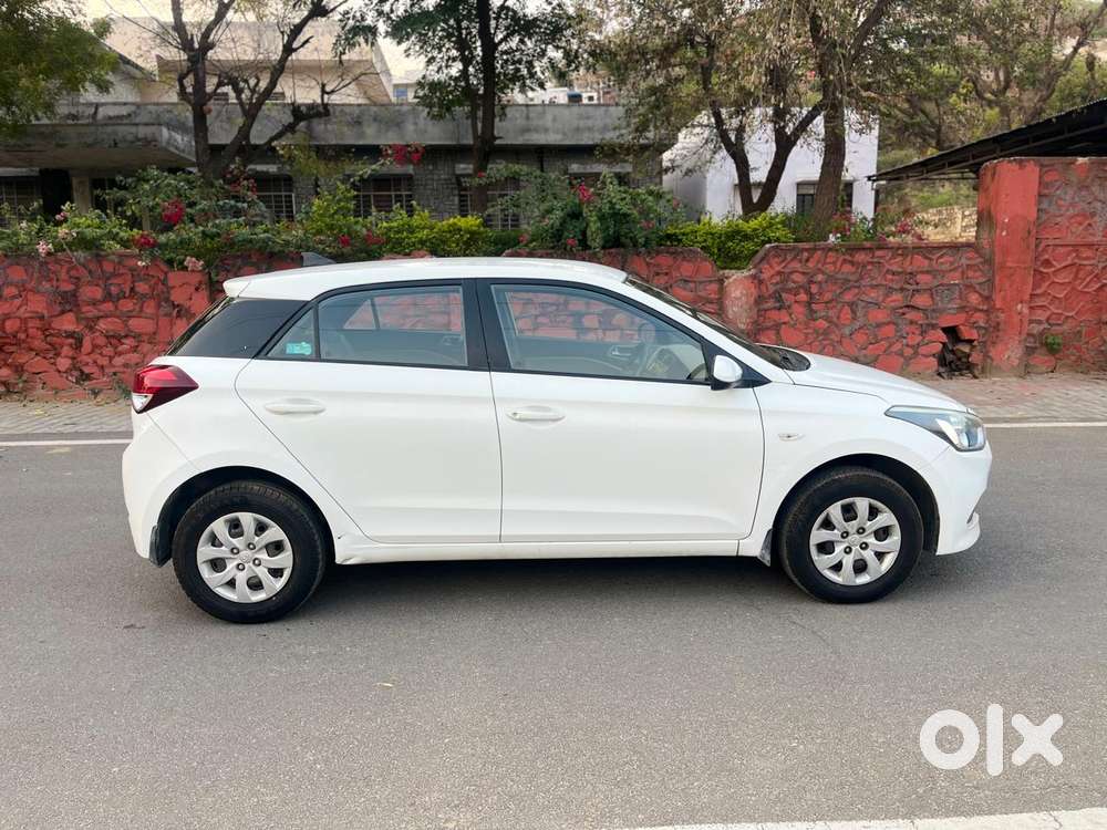 Hyundai I20 Magna 1.2 Mt, 2016, Petrol