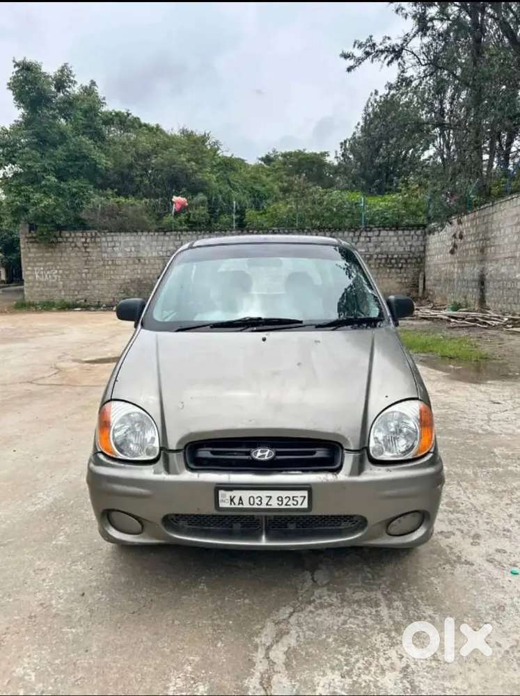 Hyundai Santro Gs Zip 2000
