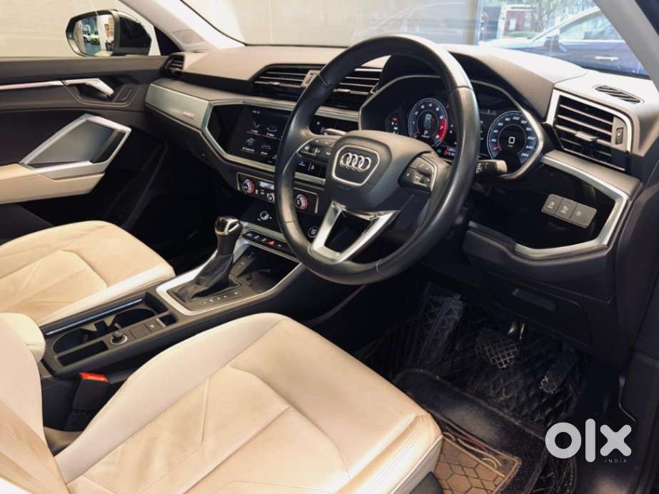 Audi Q3 40 Tfsi Technology, 2023, Petrol