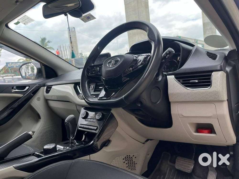Tata Nexon 1.2 Revotron Xza Plus, 2023, Petrol