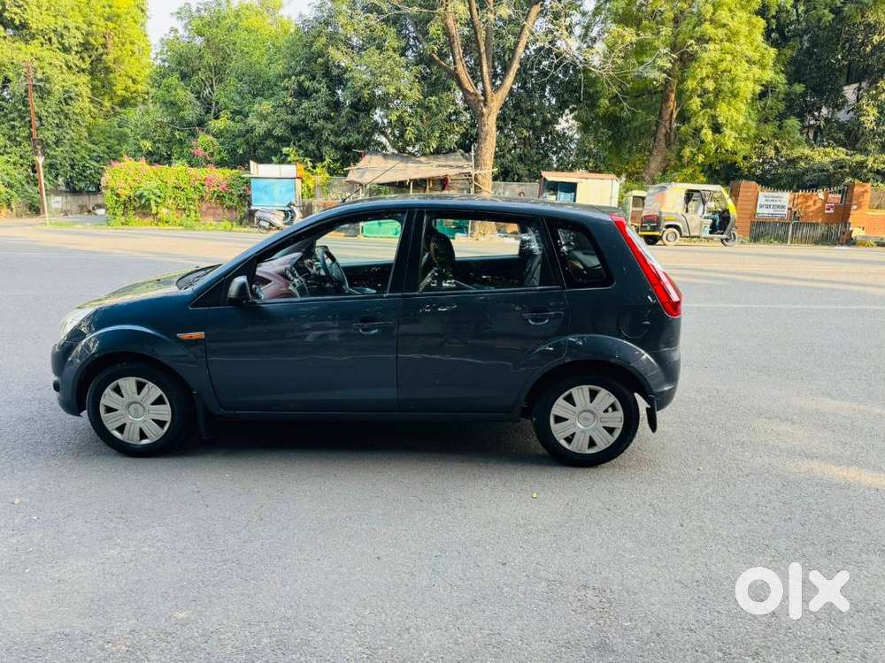 Ford Figo 1.2 Zxi Petrol