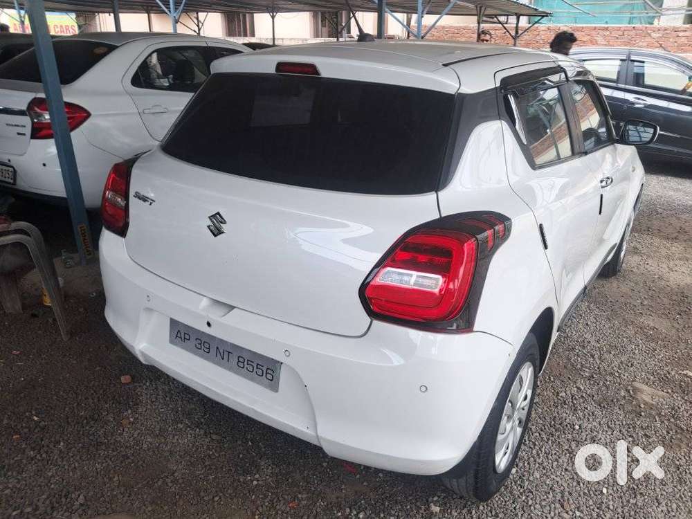 Maruti Suzuki Swift Lxi Optional-o, 2020, Petrol