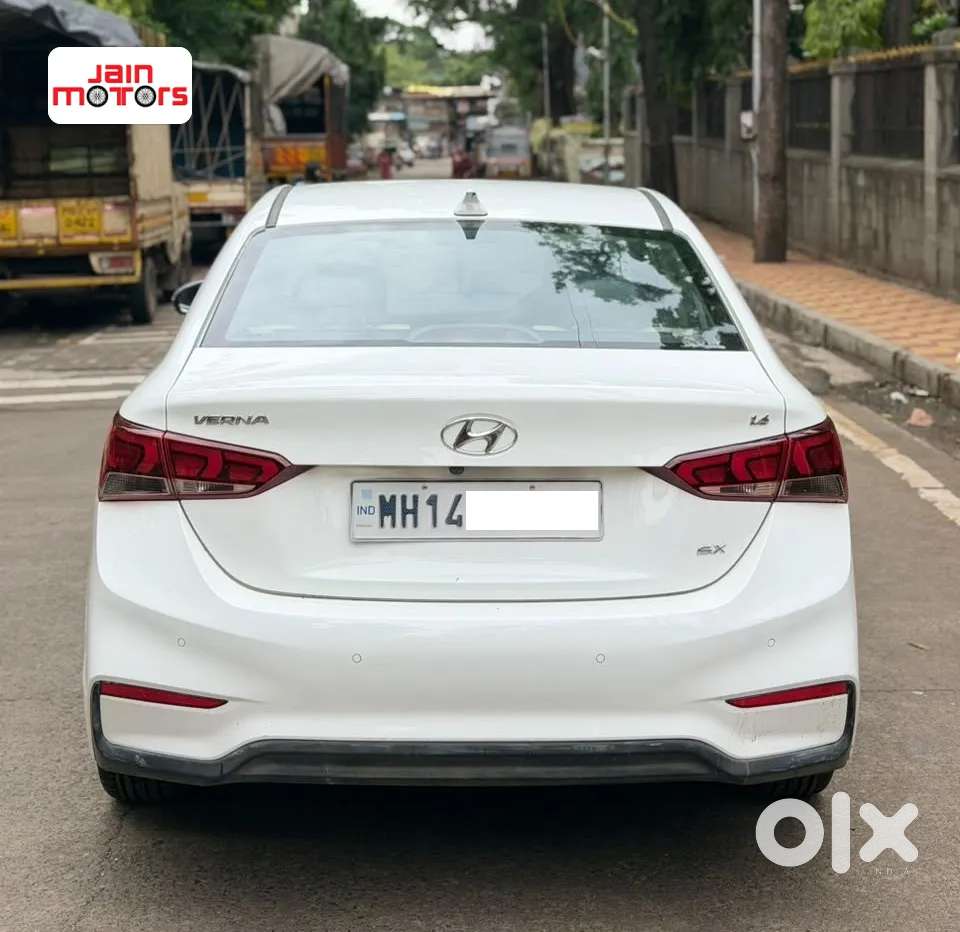 Hyundai Verna 1.6 Sx (o) Vtvt, 2018, Petrol