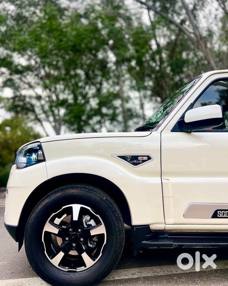 Mahindra Scorpio Classic 2.2 S 11 Mt 7 Cc, 2022, Diesel