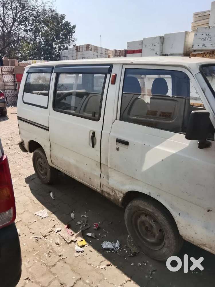Maruti Suzuki Omni 2014 Petrol 200000 Km Driven