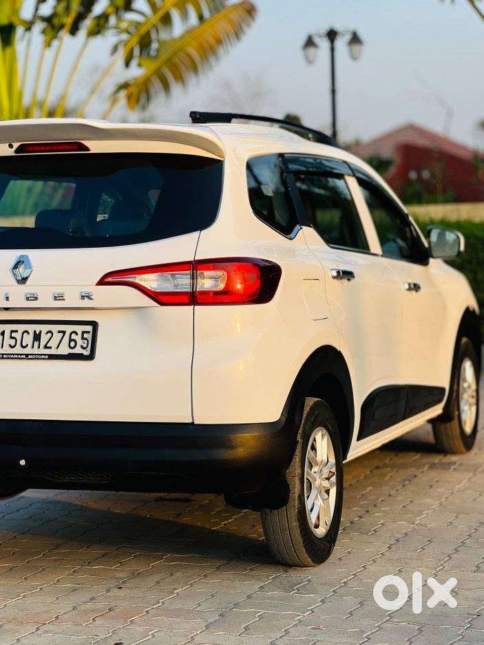 Renault Triber 1.0 Rxe, 2022, Petrol