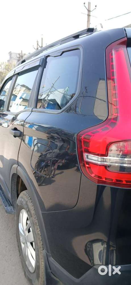 Mahindra Car Petrol 2024