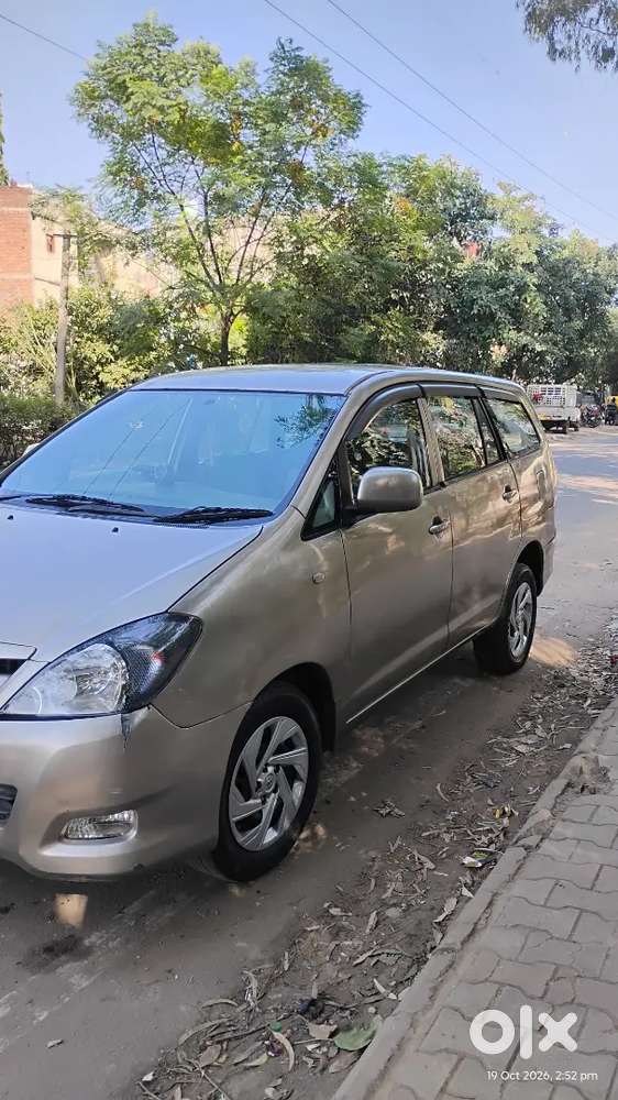 Toyota Innova Diesel 2.5 2007 Urgent Sell