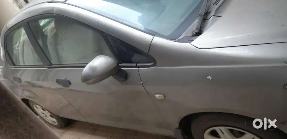 Honda City Car Bechna Hai