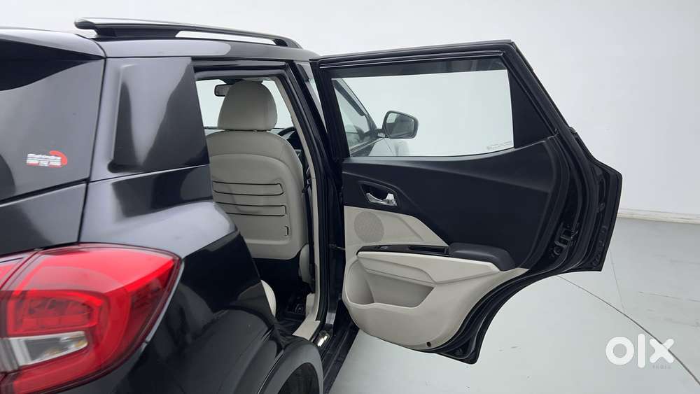 Mahindra Xuv300 W8 Option Diesel, 2023, Diesel