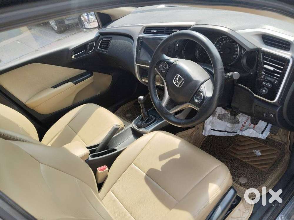 Honda City 1.5 V 4th Gen I-vtec Mt, 2018, Petrol