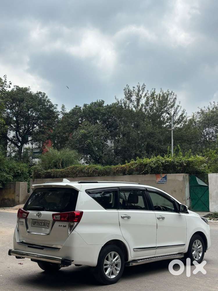 Toyota Innova Crysta 2.4 V, 2017, Diesel