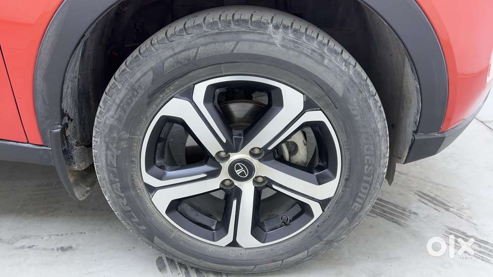 Tata Nexon 1.5 Revotorq Xza Plus S Amt, 2021, Petrol