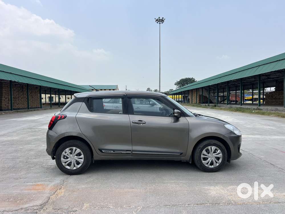 Maruti Suzuki Swift Amt Vxi, 2020, Petrol