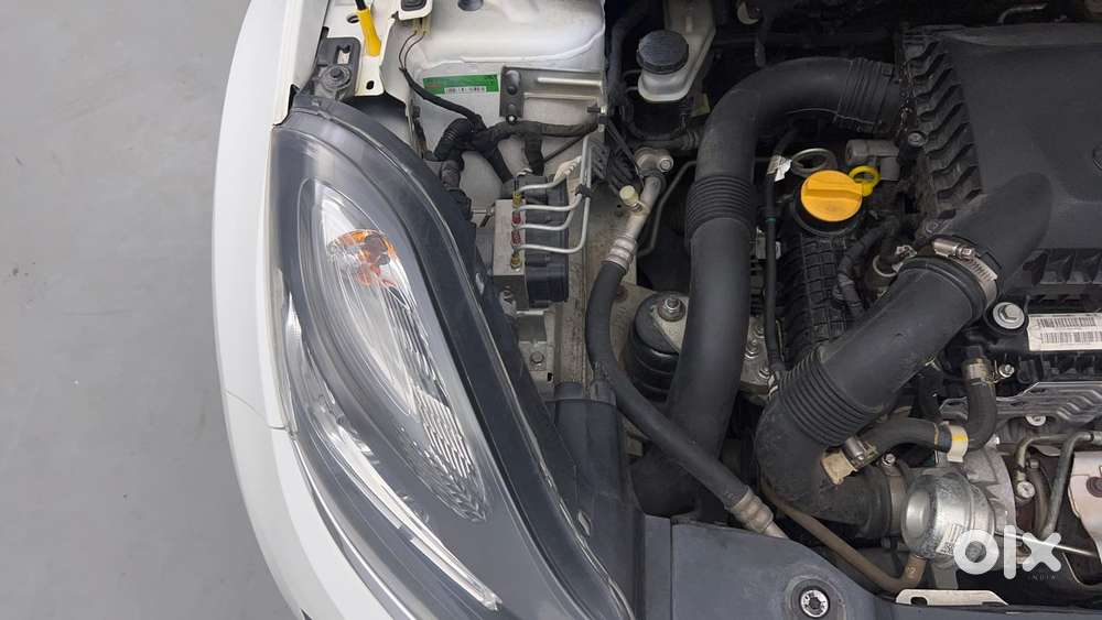 Tata Nexon 1.2 Revotron Xz Plus Dual Tone, 2019, Petrol