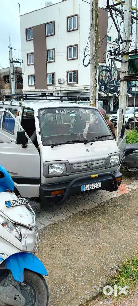 Maruti Suzuki Omni 2012