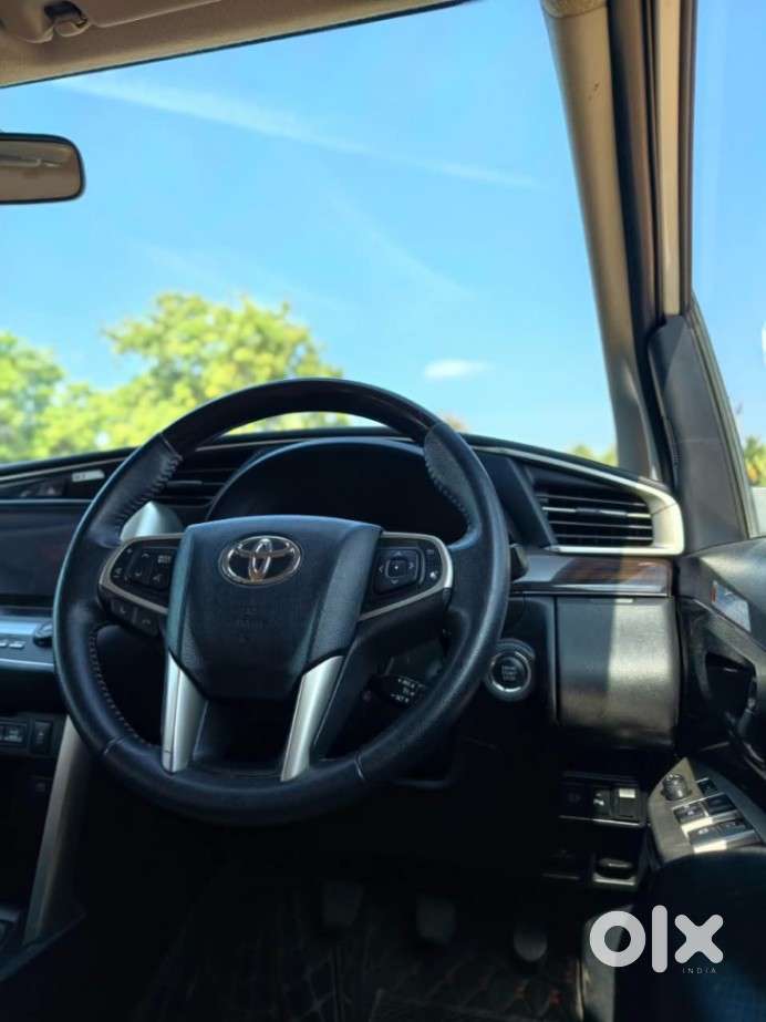 Toyota Innova Crysta Zx 2.4 Diesel 7 Seater, 2022, Diesel