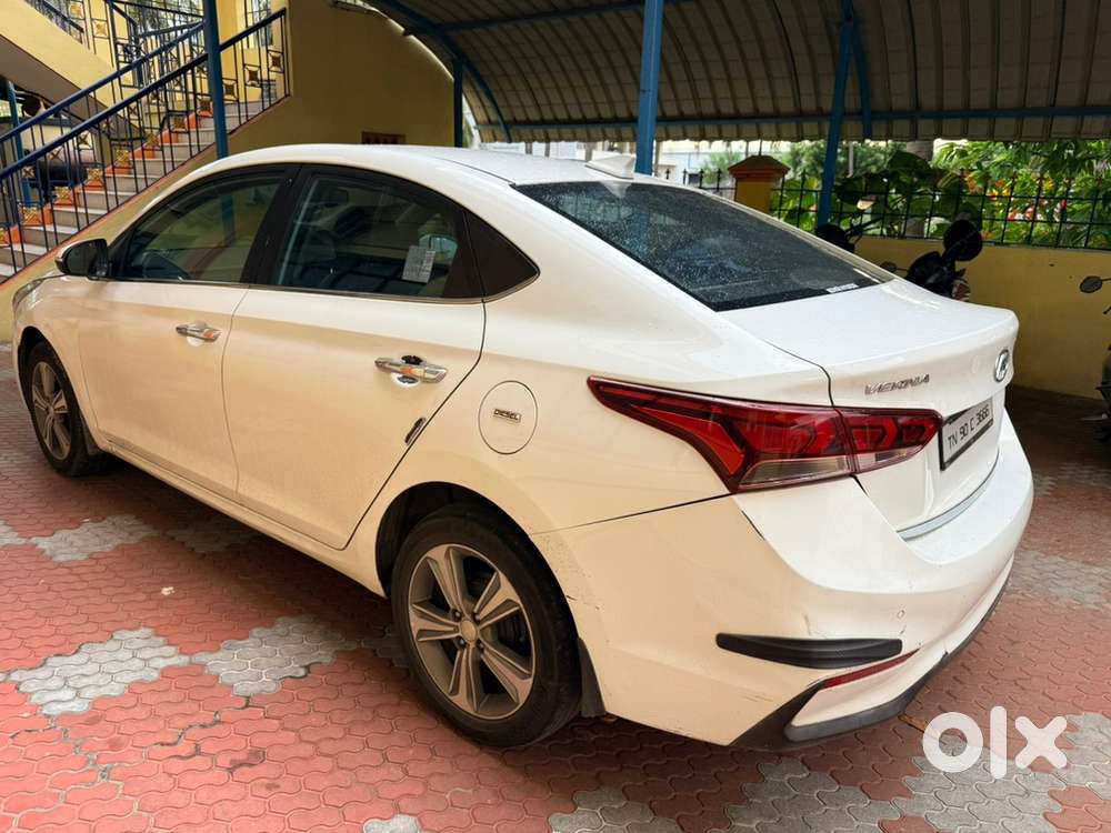 Hyundai Verna 2017 Diesel Well Maintained Top End