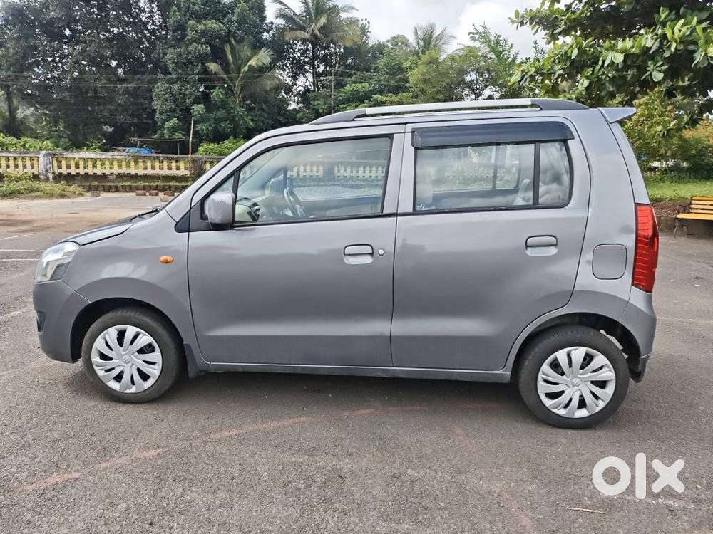 Maruti Suzuki Wagon R 1.0 Vxi (o), 2017, Petrol