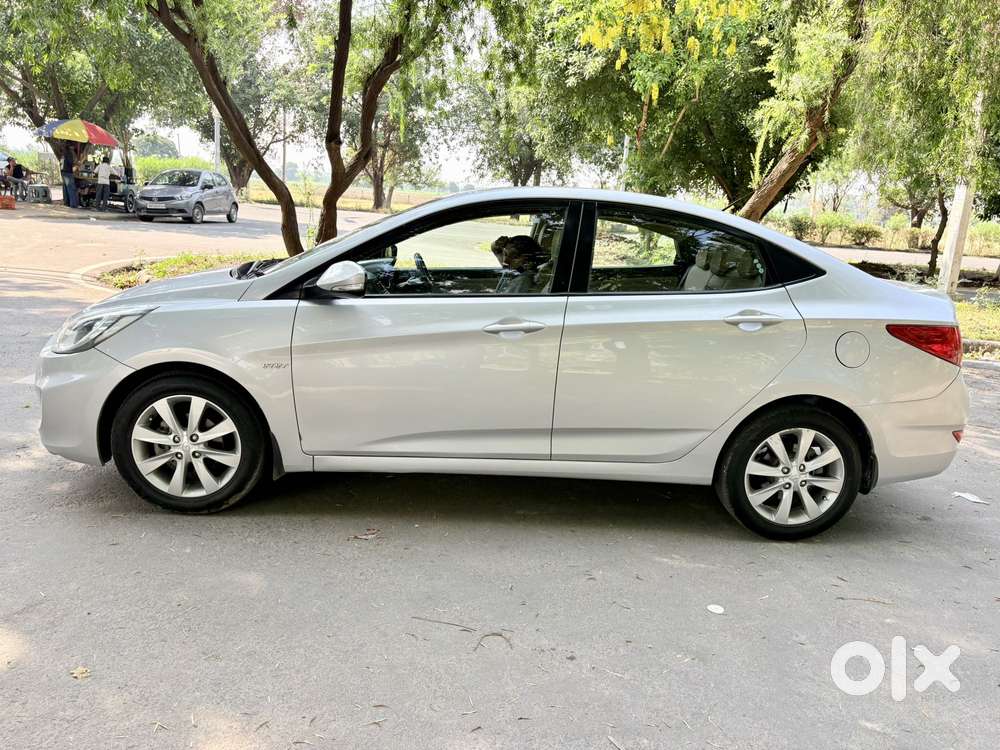 Hyundai Fluidic Verna 1.6 Vtvt Sx, 2012, Petrol