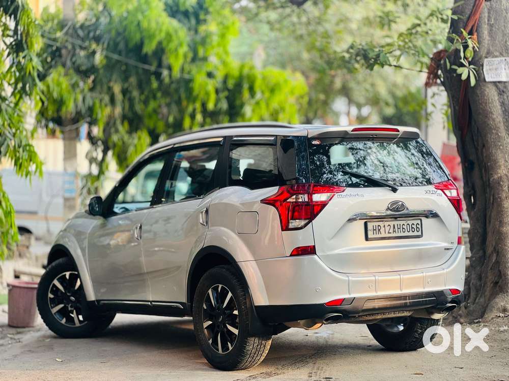 Mahindra Xuv500 W11 Option At Awd, 2018, Diesel