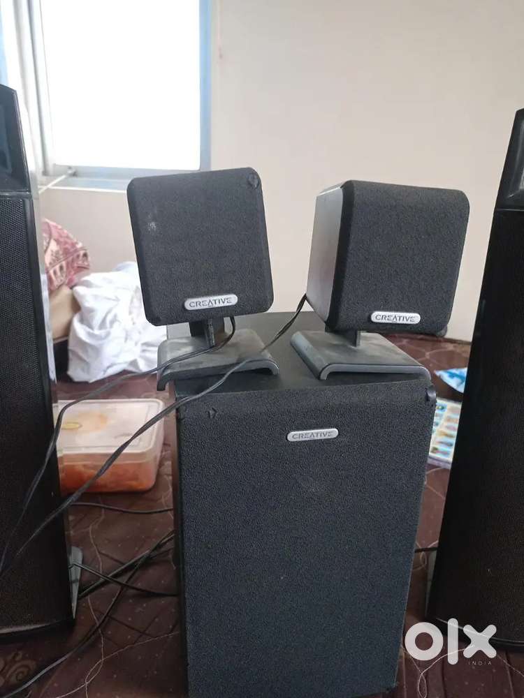 Creative Home Theatre with Subwoofer & Thunderstorm floor Speakers
