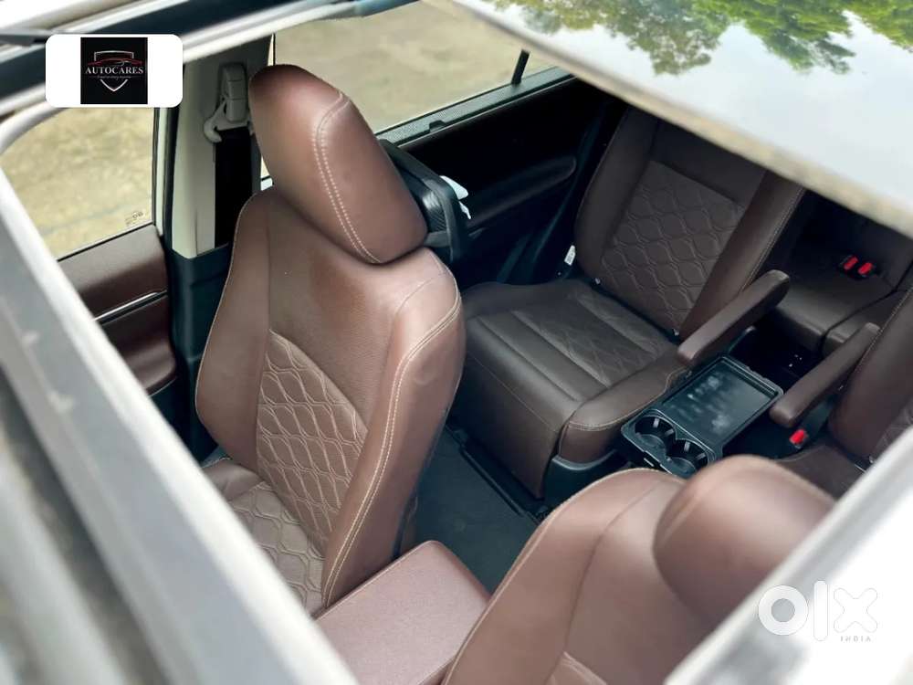 Toyota Innova Hycross 2.0 Zx (o) Hybrid 7 Str, 2026, Petrol