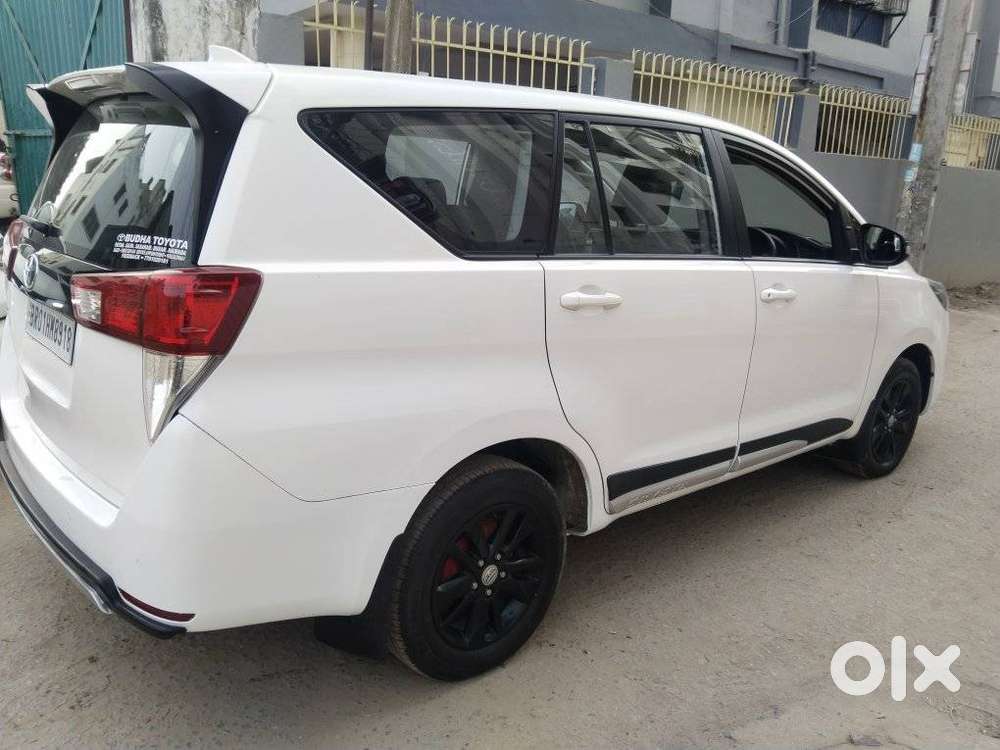 Toyota Innova Crysta 2.4 Gx Limited Edition 8 Str, 2023, Diesel