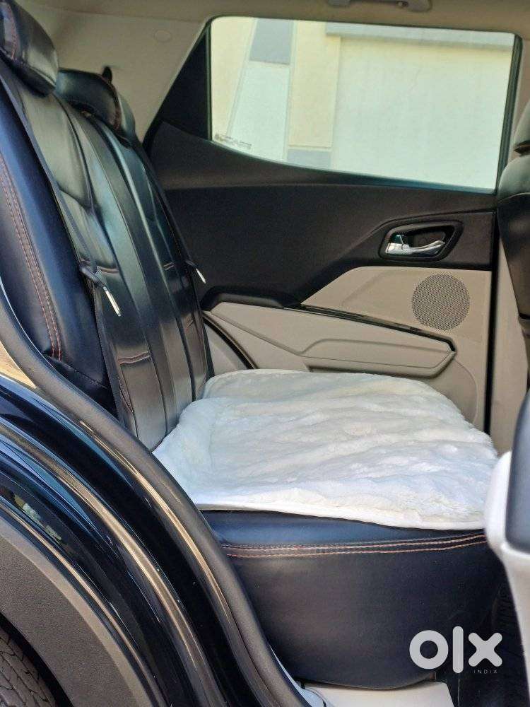 Mahindra Xuv300 W8 Option Diesel, 2022, Diesel