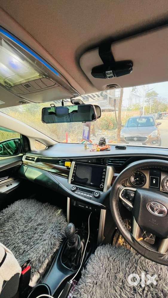 Toyota Innova Crysta 2022 Diesel 70000 Km Driven
