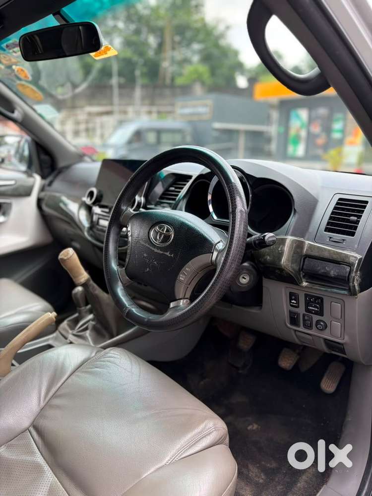 Toyota Fortuner 3.0 4x4 Manual, 2010, Diesel