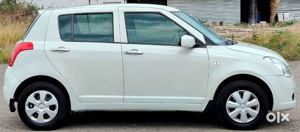 Maruti Suzuki Swift Vxi + Manual, 2006, Petrol