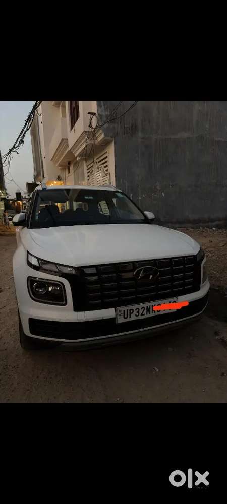 Hyundai Venue 1.2 Petrol 2023