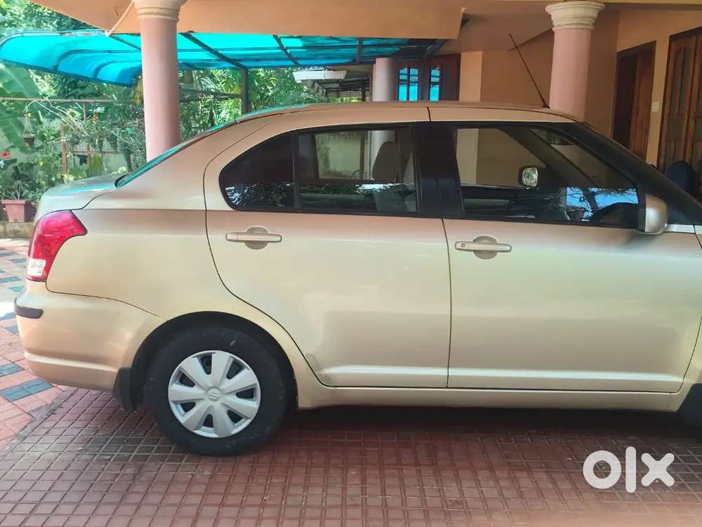 Maruti Suzuki Swift Dzire 2011 Petrol