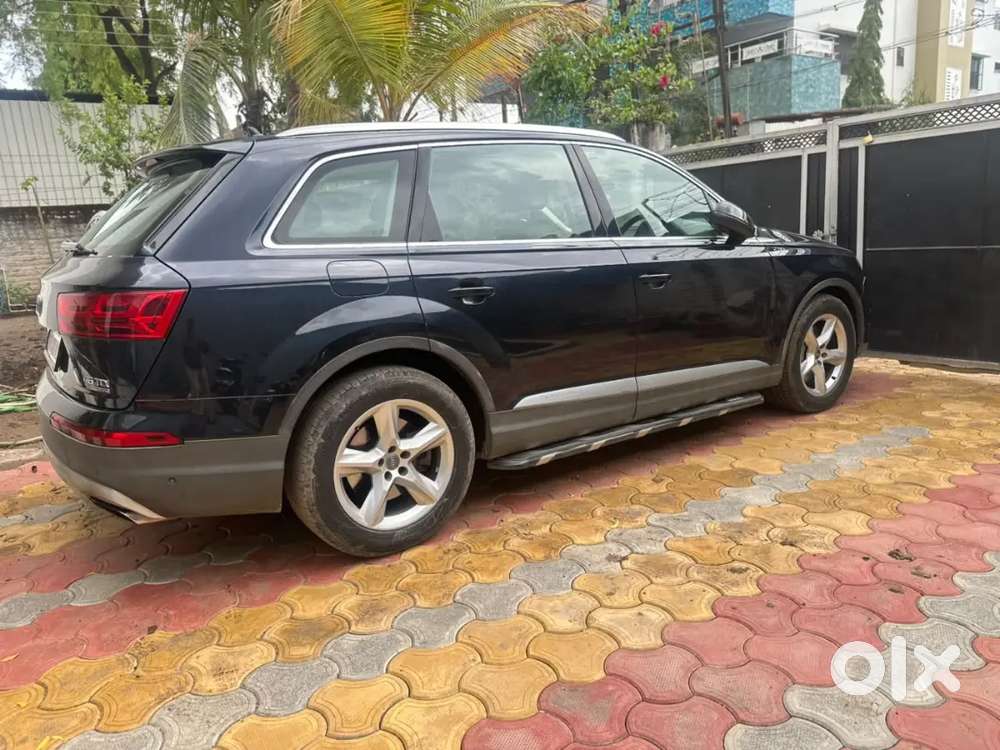 2017 Audi Q7 45 Tdi Technology  Diesel  ~1.0 Lakh Km